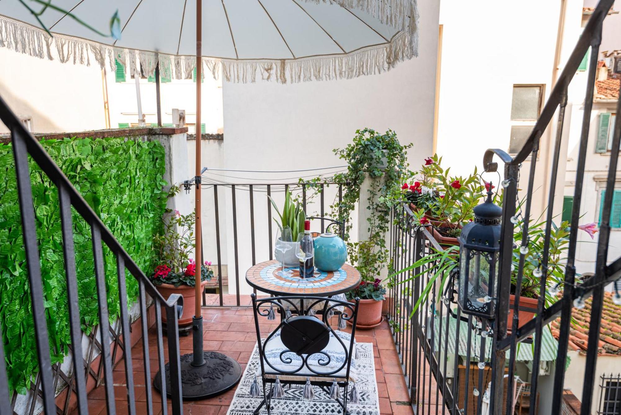 House Of Happy Hours With Terrace Firenze Kültér fotó
