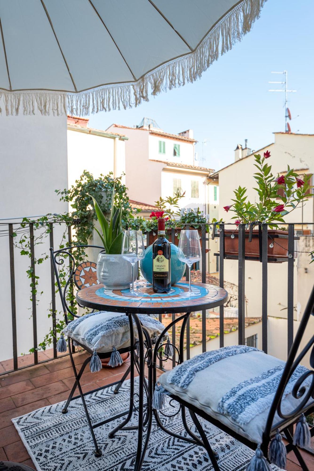 House Of Happy Hours With Terrace Firenze Kültér fotó